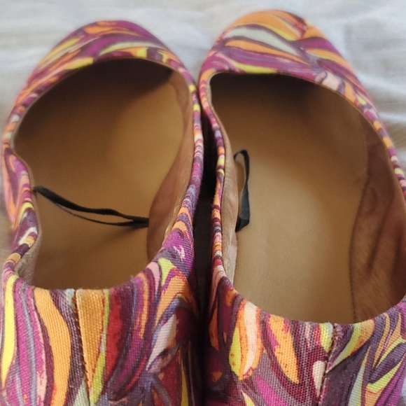 H&M Patterned Flat - Picture 7 of 7
